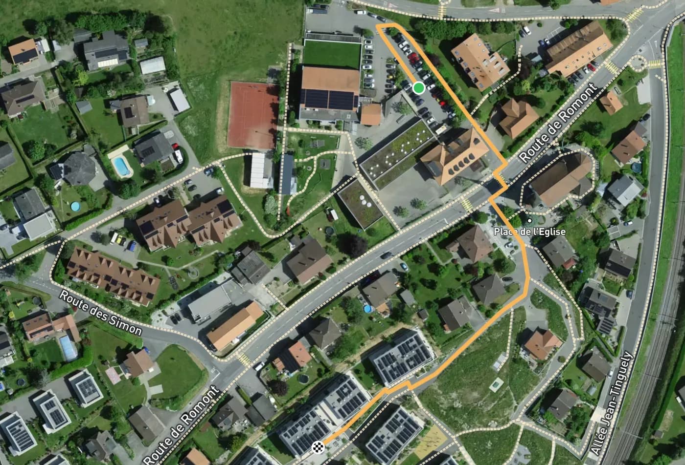 Plan d'accès depuis le parking de l'école jusqu'à l'entrée V10